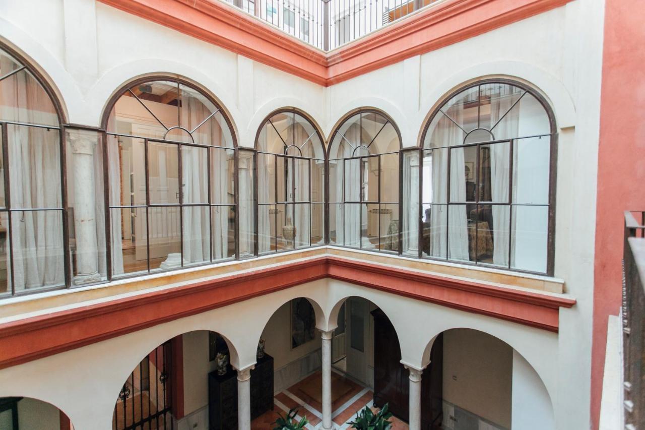 Aparthotel Casa Patio del Siglo XIX Siviglia Esterno foto